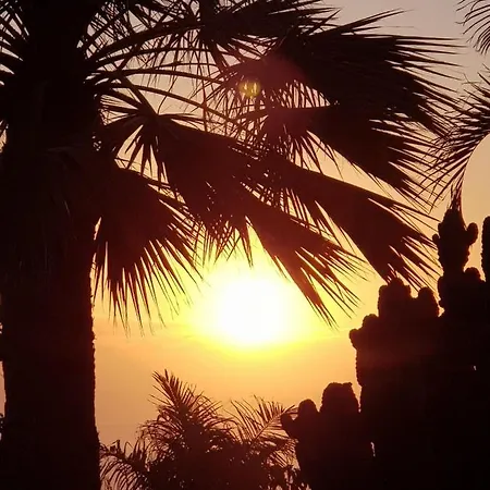 Sol Y Mar Mit Grandiosem Meerblick * אדחה